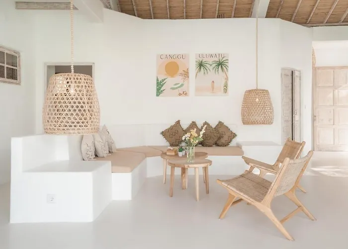 Mediterranean Oasis In 別荘